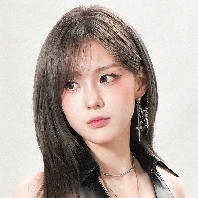 金采炫 (Kep1er)的最新照片