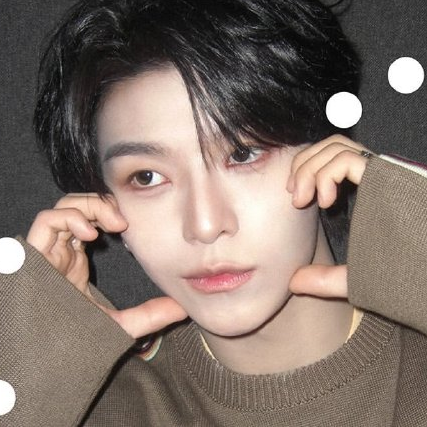 Behind-the-scenes cut of He Xinlong (ALPHA DRIVE ONE)