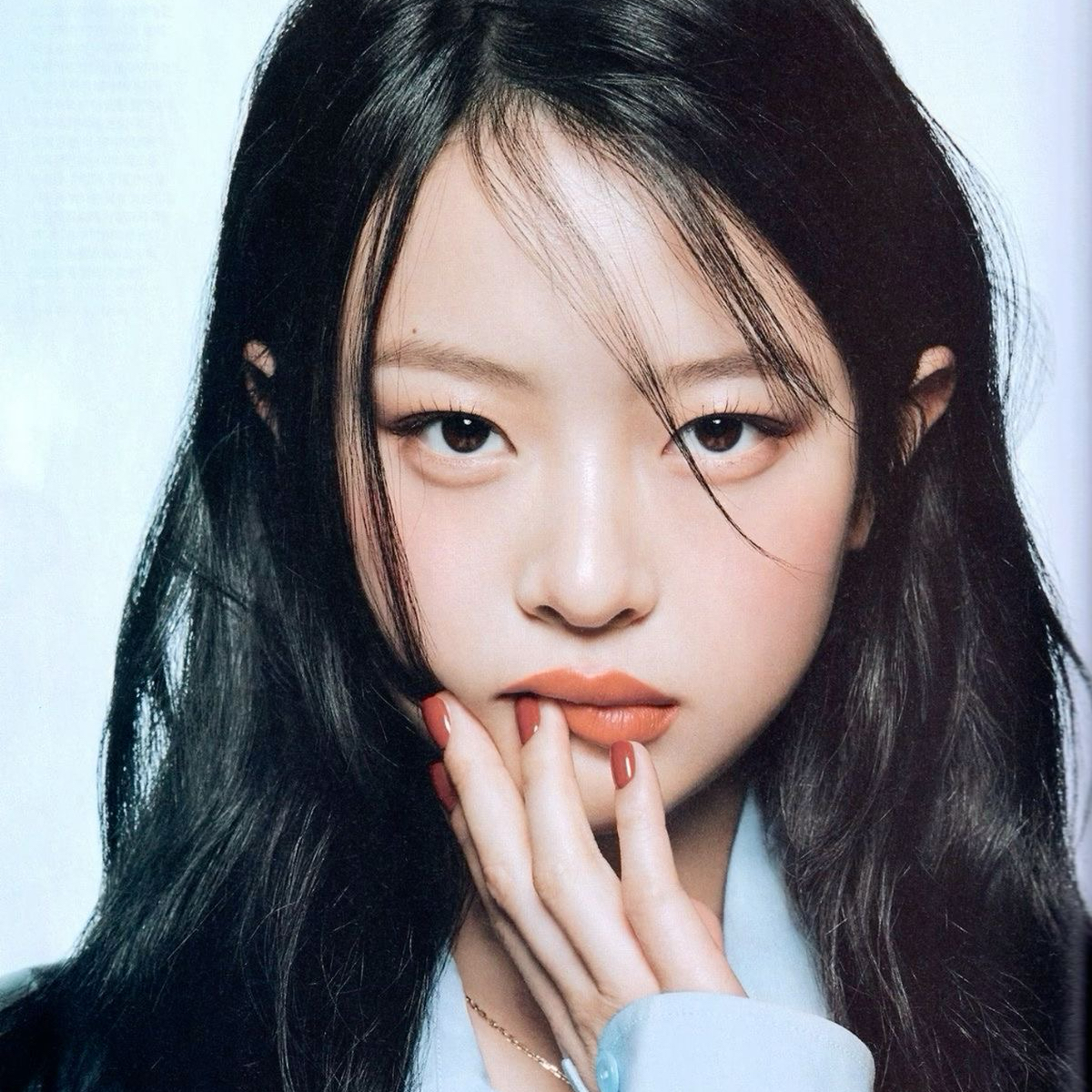 Behind-the-scenes cut of NewJeans