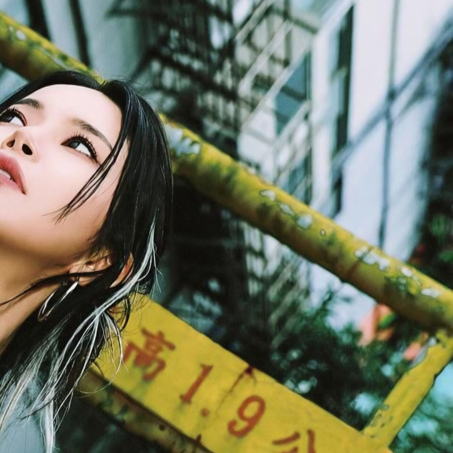 Behind-the-scenes cut of Solar (MAMAMOO)