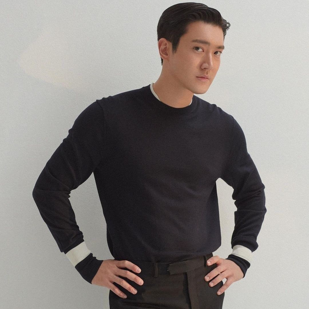 Recent activity shot of Siwon (Super Junior)