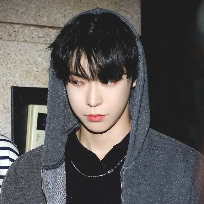 Latest photo of Doyoung (NCT 127)