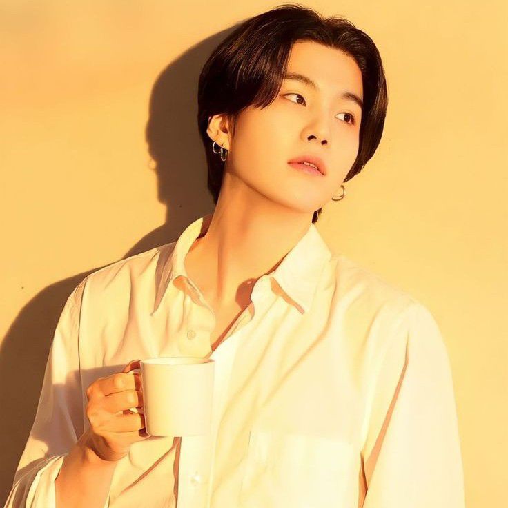 SUGA (BTS)の舞台裏ショット