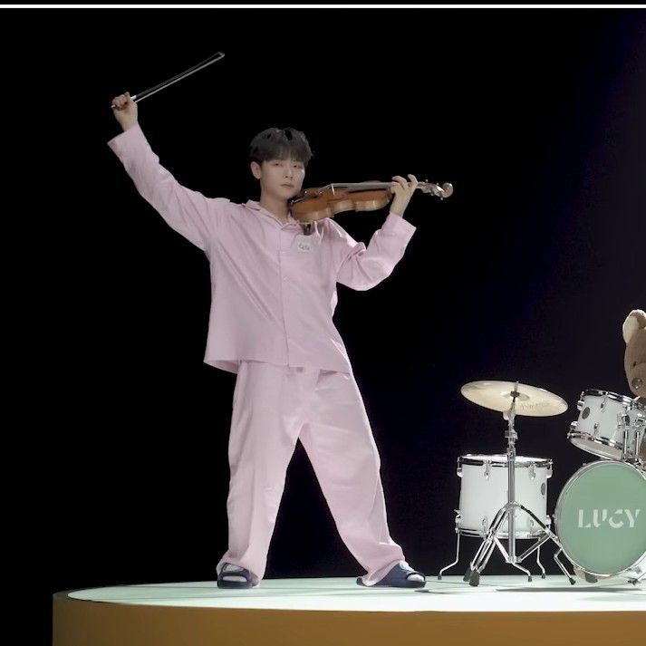 辛禮讚 (LUCY)的最新照片