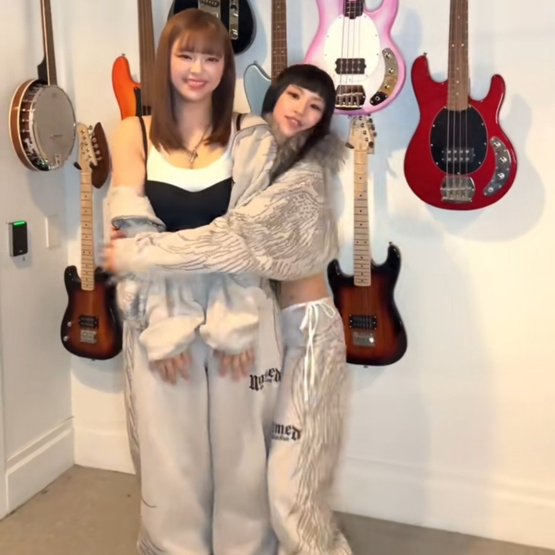 TWICE의 비하인드 컷