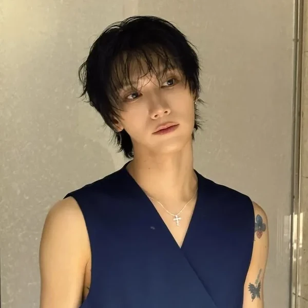 오늘 최애돌에서 빛나는 텐 (WayV)의 대표 사진