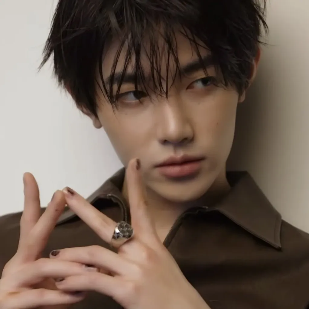 Behind-the-scenes cut of Zhang Hao