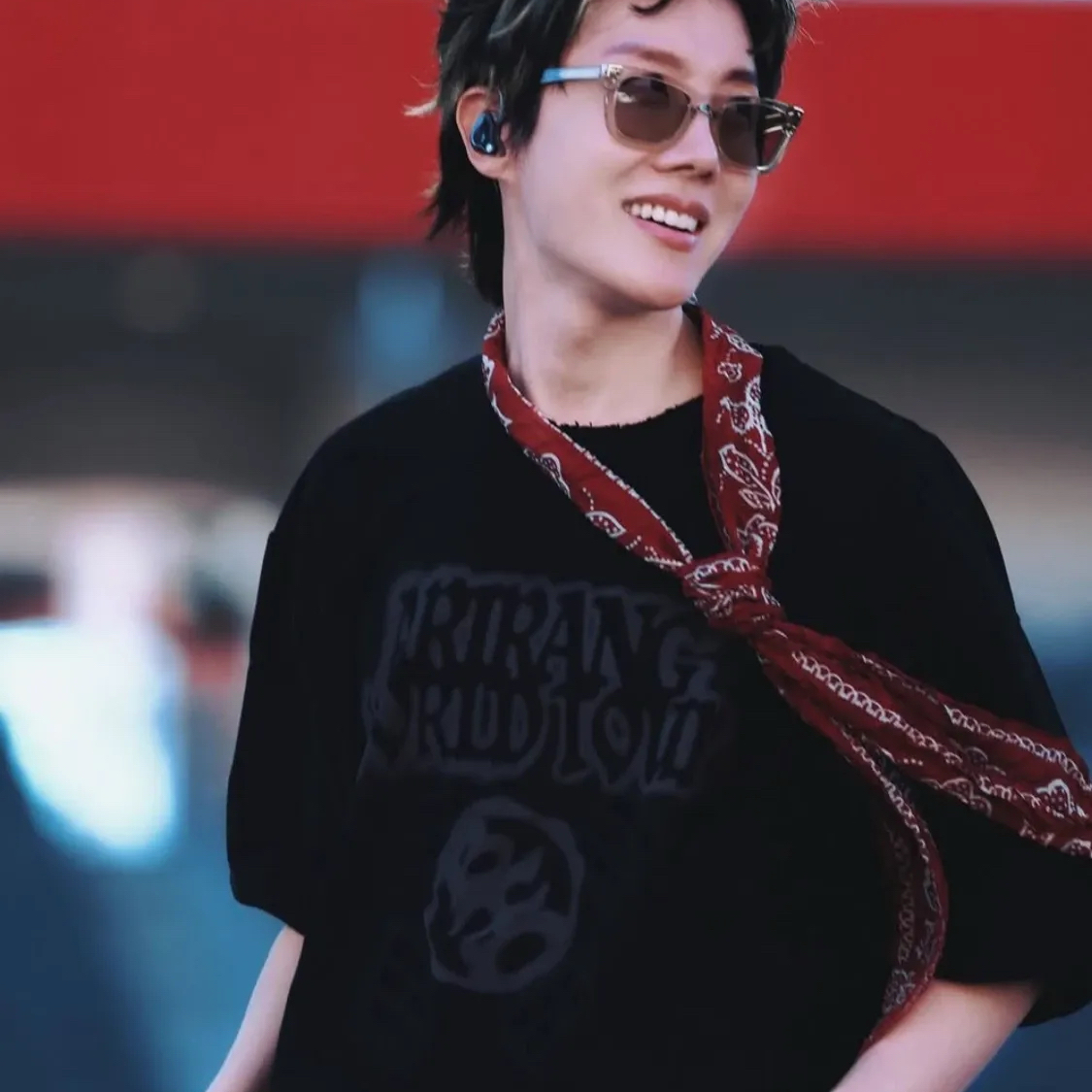 Foto terbaru j-hope (BTS)