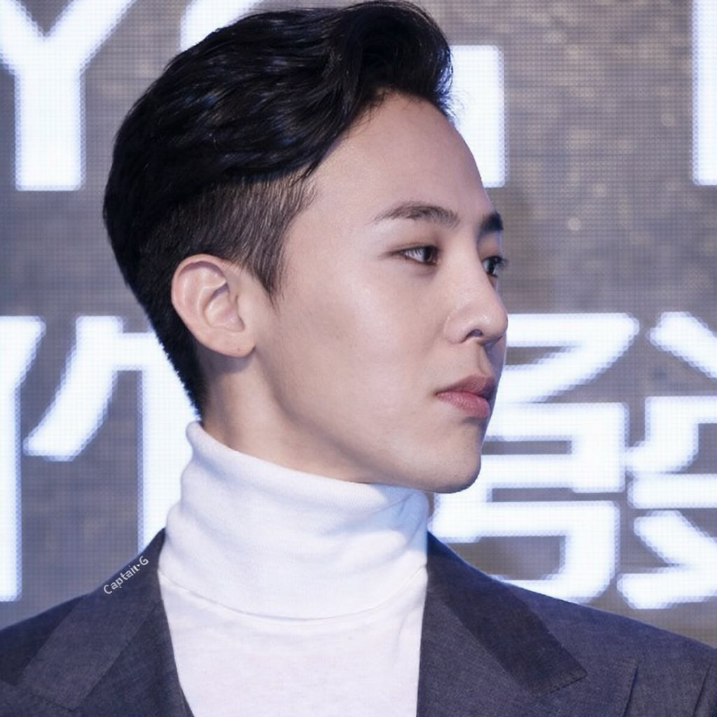 G-DRAGON (BIGBANG)的最新活動照片