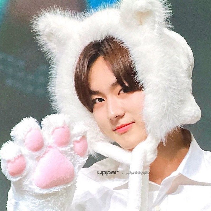 Behind-the-scenes cut of Jungwon (ENHYPEN)