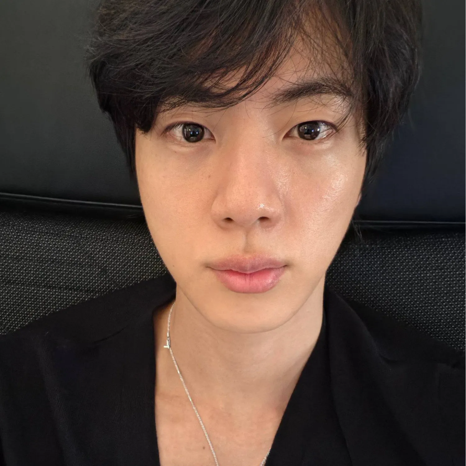 Potret di balik layar Jin (BTS)