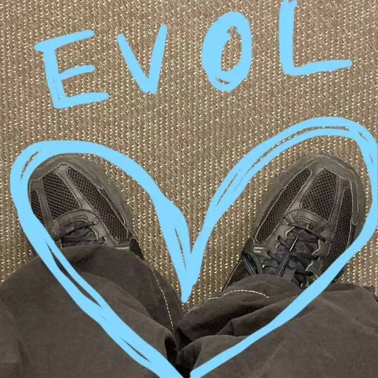 Latest photo of XLOV