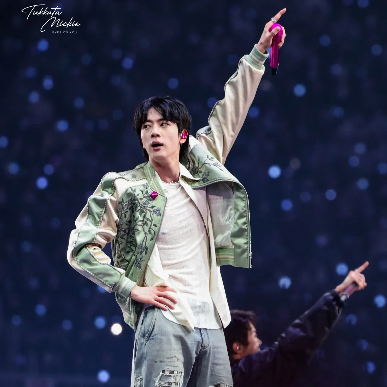 진 (방탄소년단) 최근 활동샷