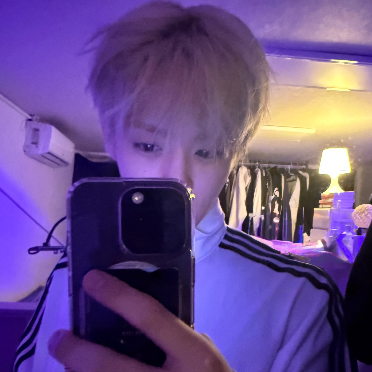 Recent activity shot of Woono (YOUNITE)