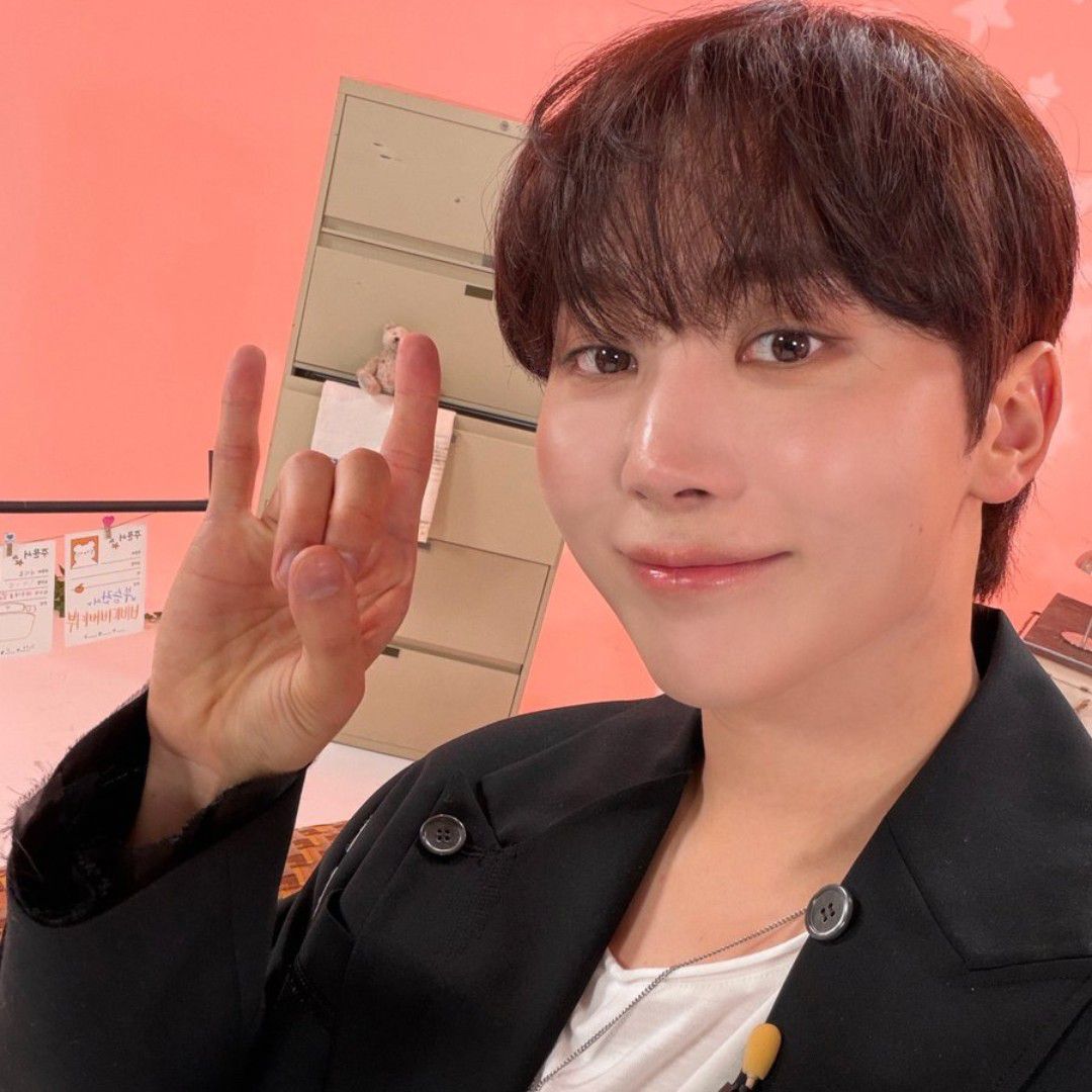 Latest photo of Seungkwan (SEVENTEEN)