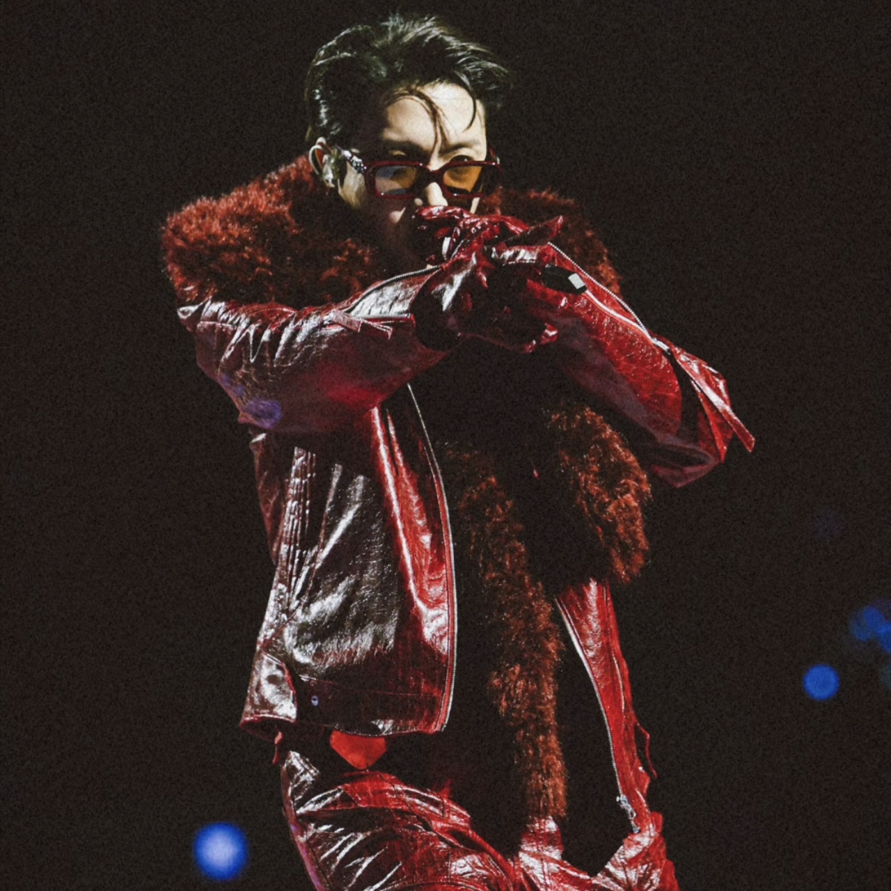 Foto terbaru j-hope (BTS)