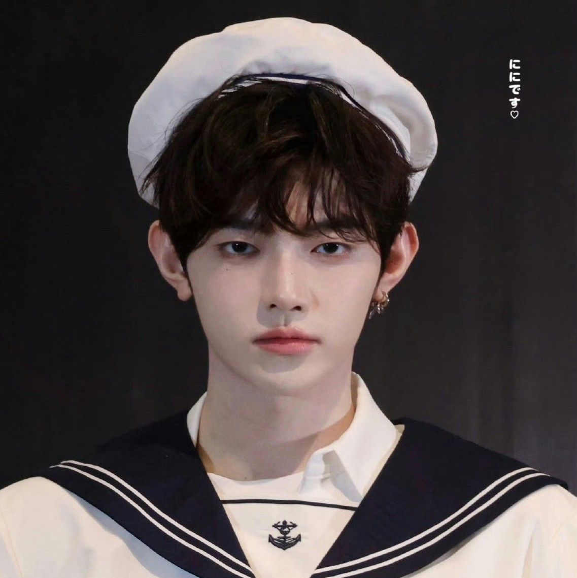 Behind-the-scenes cut of Zhang Hao (ZEROBASEONE)