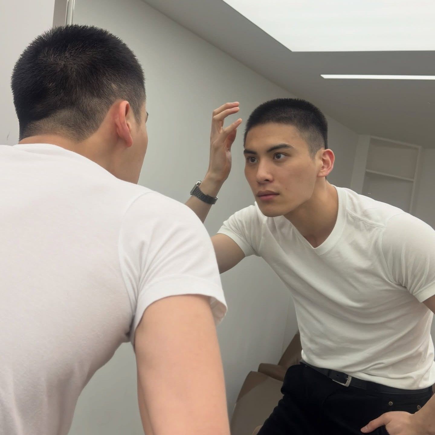 Behind-the-scenes cut of SF9