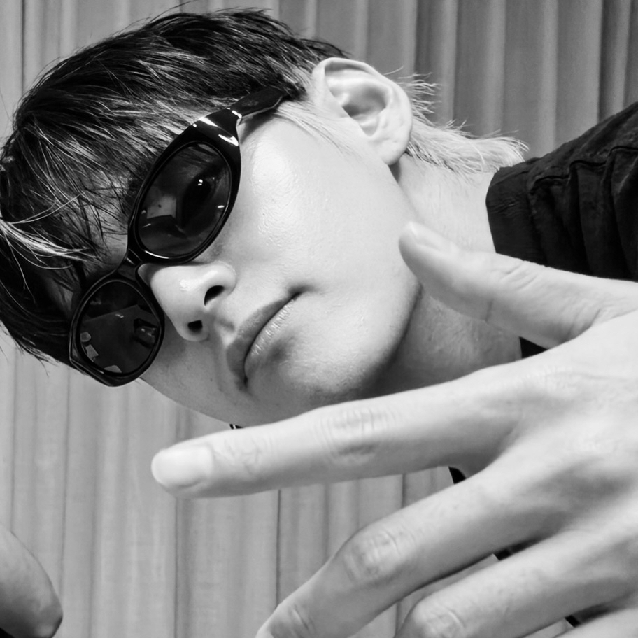 Foto terbaru V (BTS)