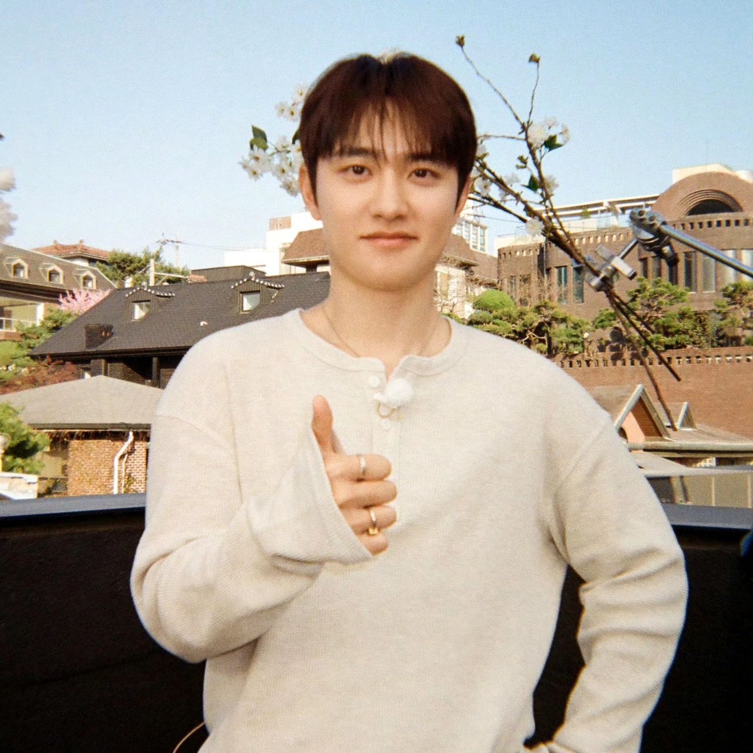 Momen yang diabadikan oleh penggemar D.O. (EXO)