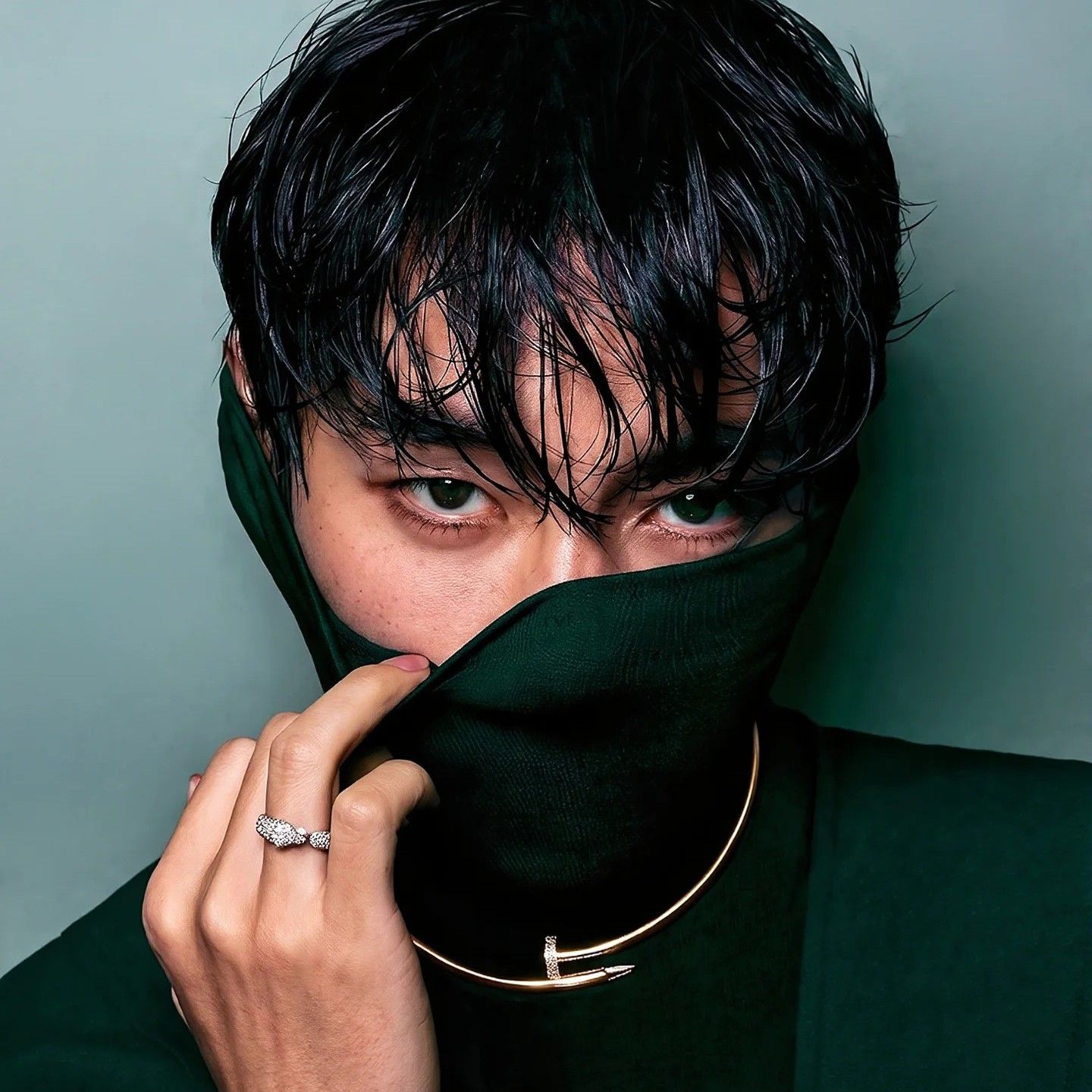 뷔 (방탄소년단)의 비하인드 컷