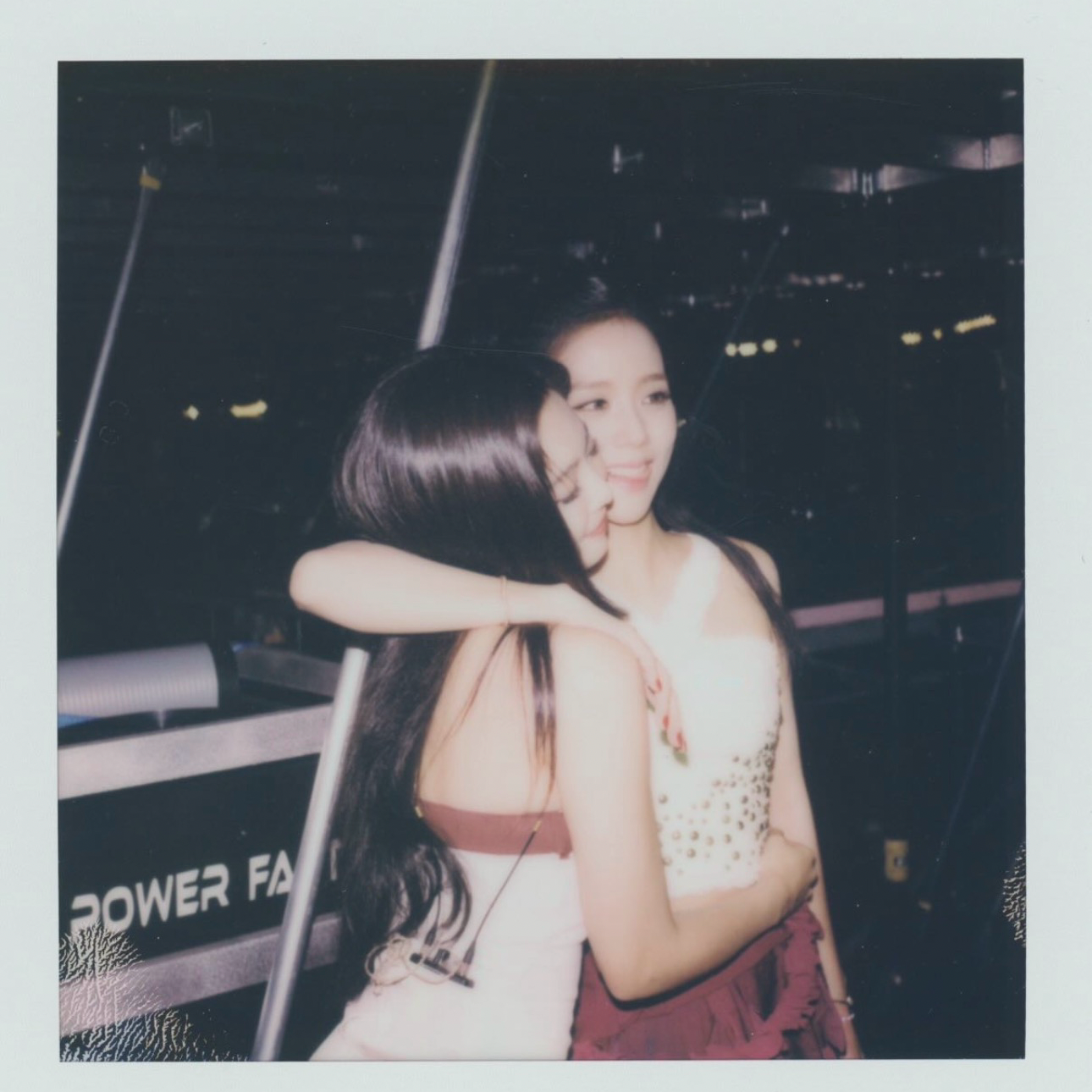 BLACKPINK의 비하인드 컷