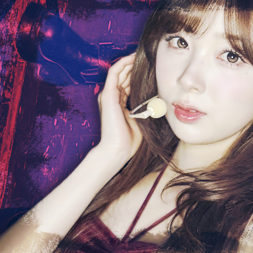 Recent activity shot of Miihi (NiziU)