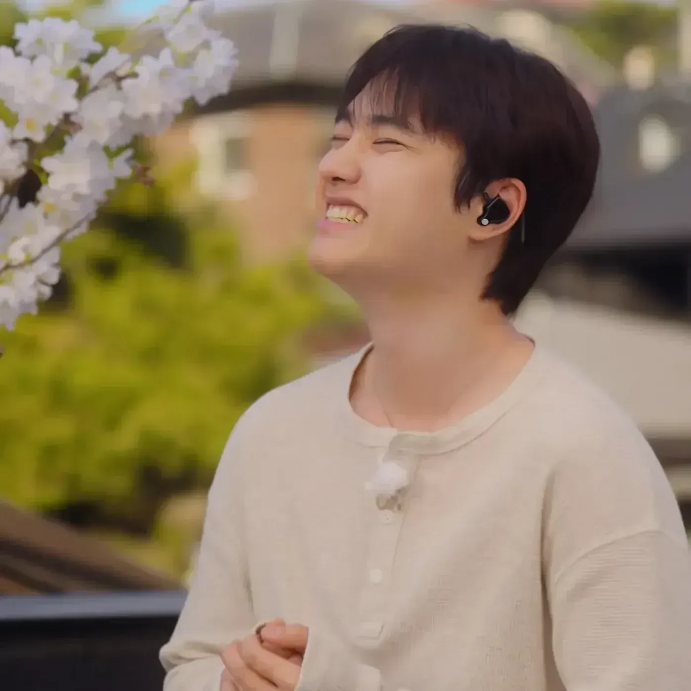 Momen yang diabadikan oleh penggemar D.O. (EXO)