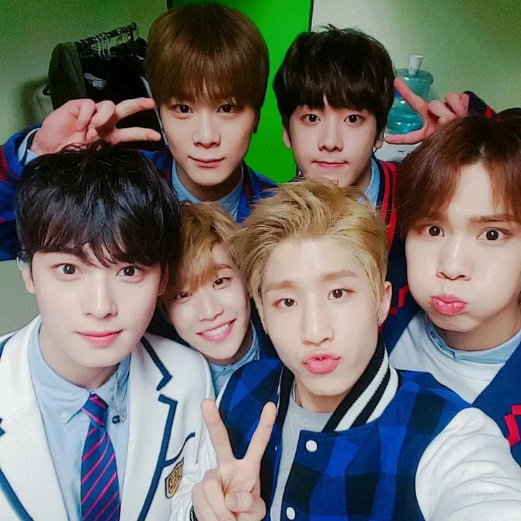 Momen yang diabadikan oleh penggemar ASTRO