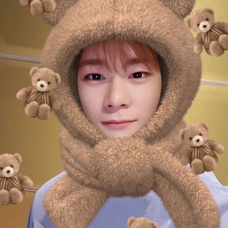 A moment captured by Moonbin (ASTRO)'s fan