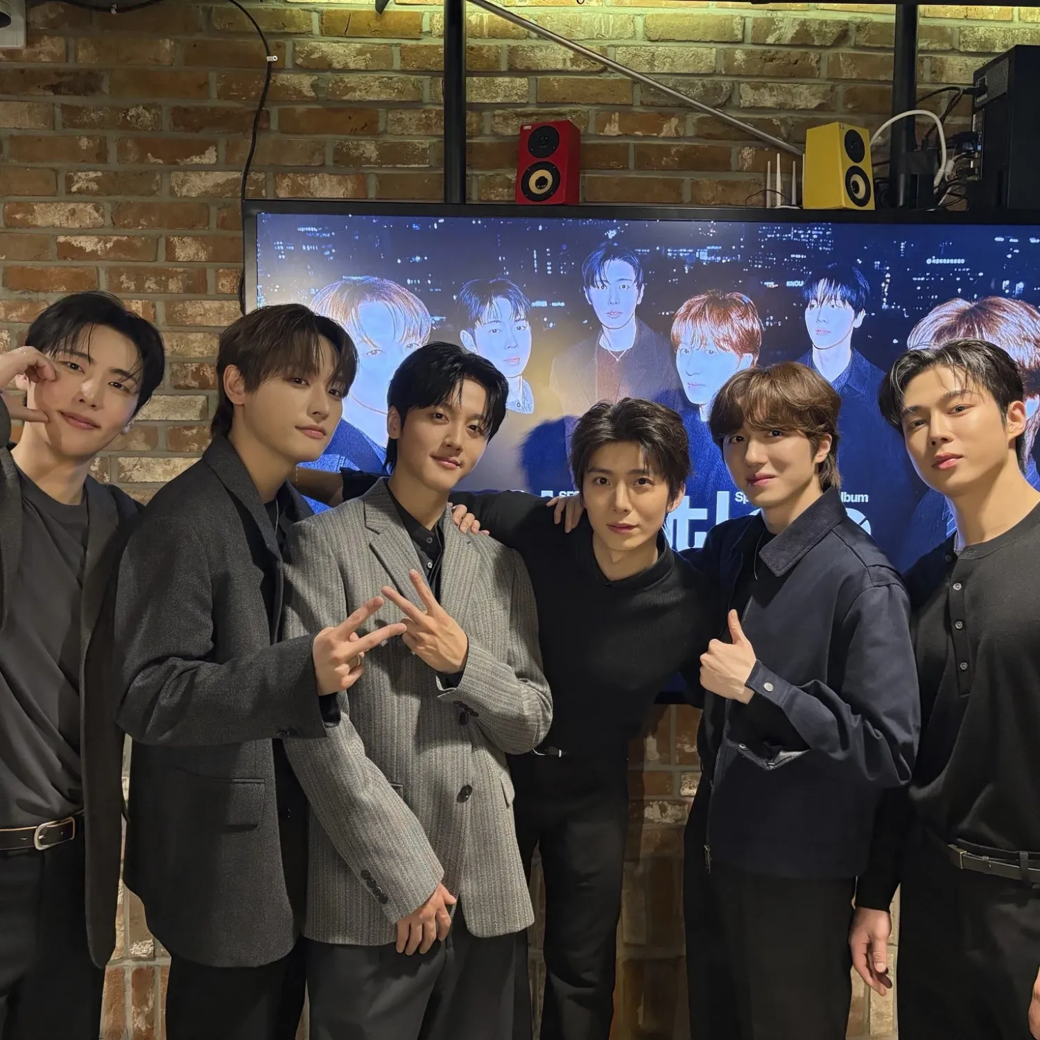 Behind-the-scenes cut of SF9