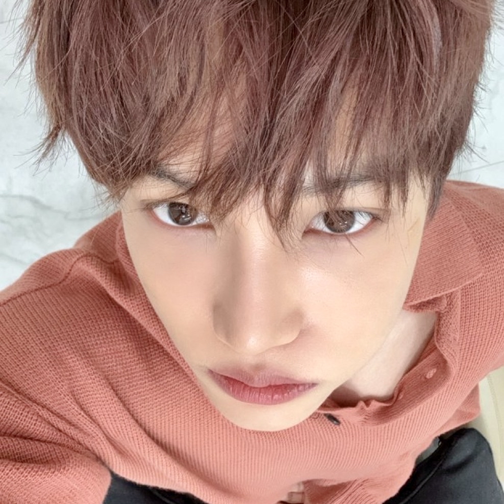 Kai (EXO)粉丝拍下的瞬间