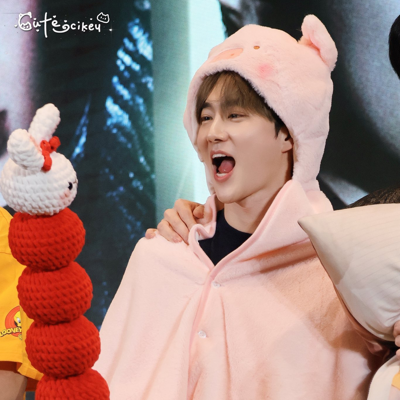 Latest photo of Suho (EXO)