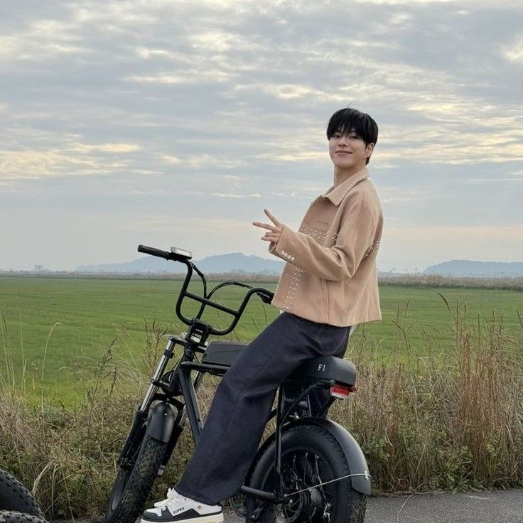 윤재혁 (TREASURE) 최근 활동샷