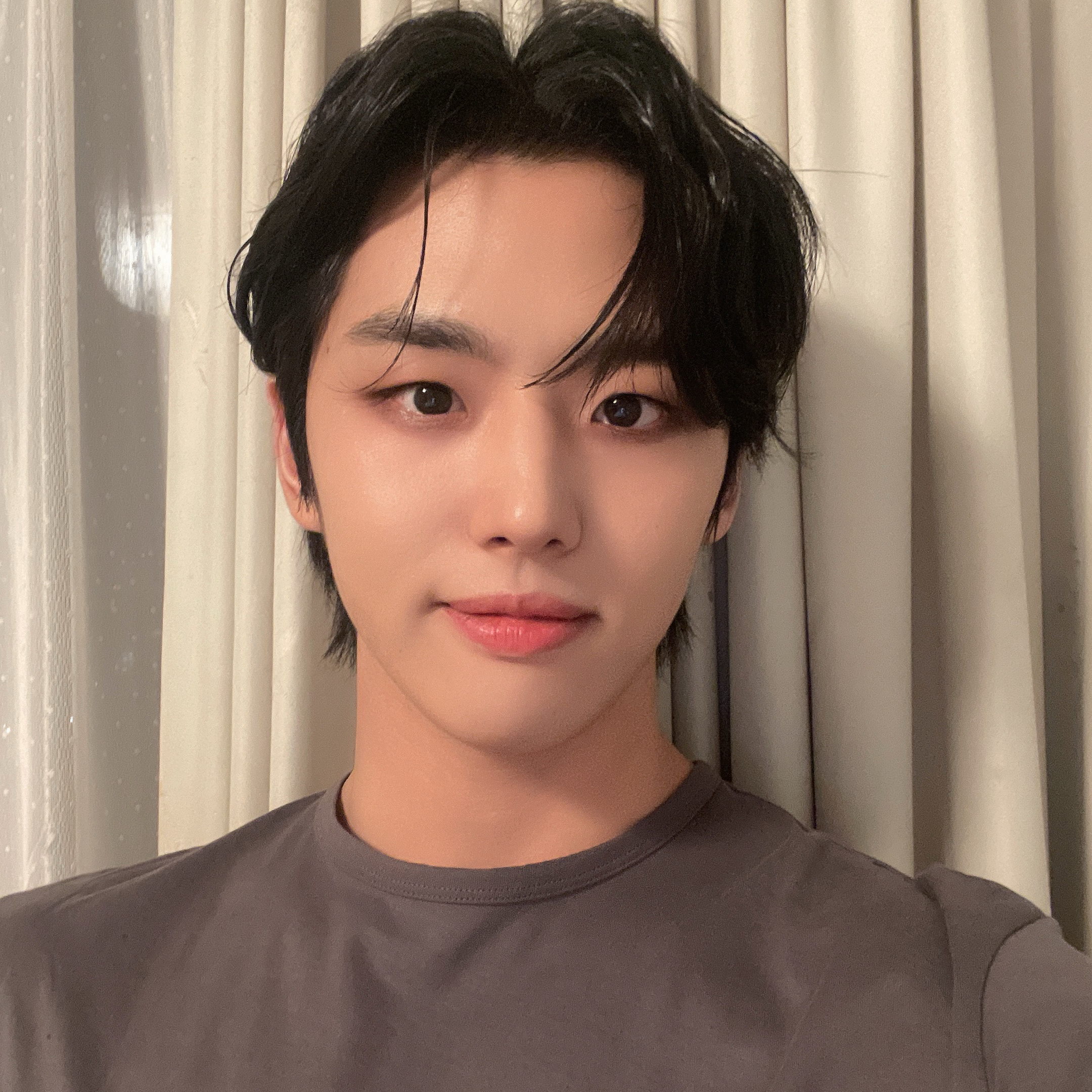 Latest photo of Hongseok (PENTAGON)