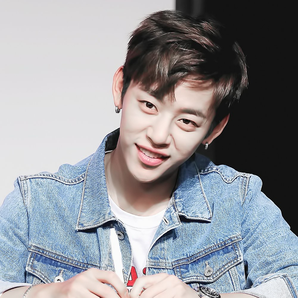 A moment captured by Daehyun (B.A.P)'s fan