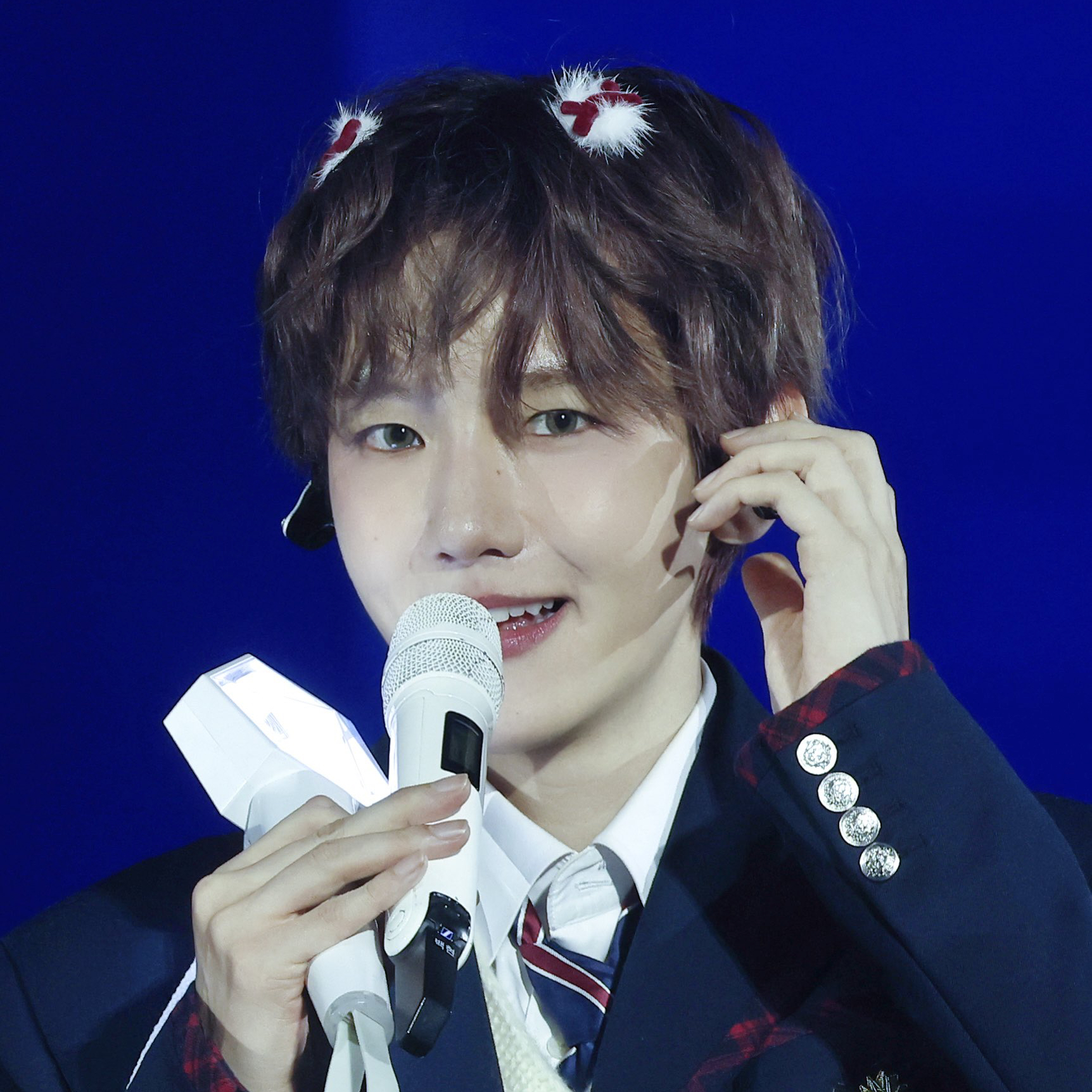 Recent activity shot of Baekhyun (EXO)