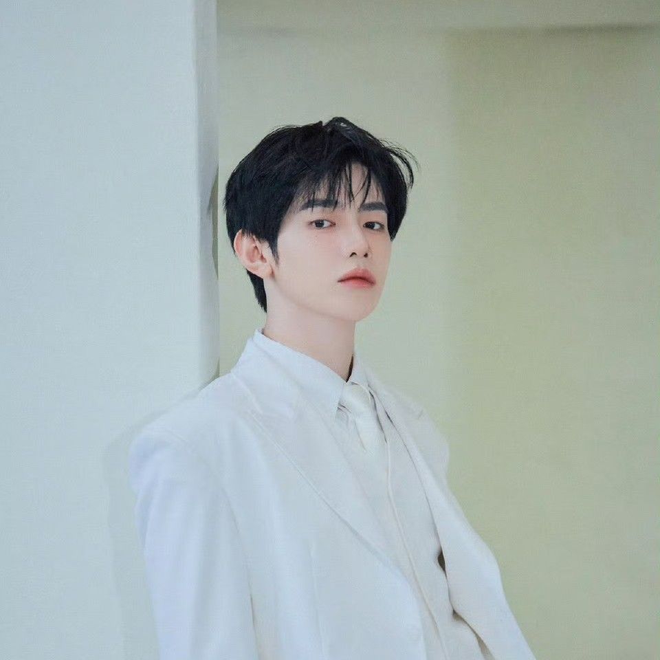 Behind-the-scenes cut of Zhang Hao (ZEROBASEONE)