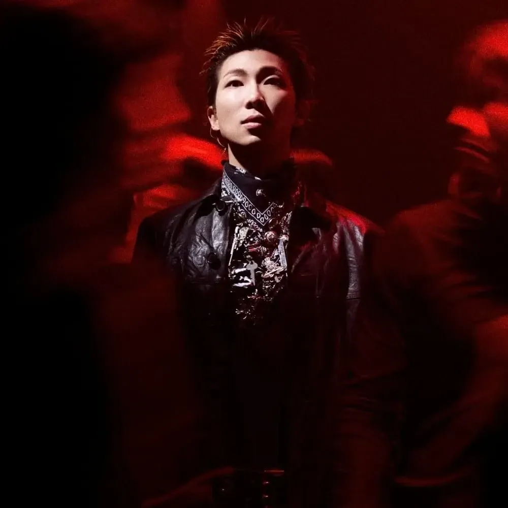 Behind-the-scenes cut of RM (BTS)