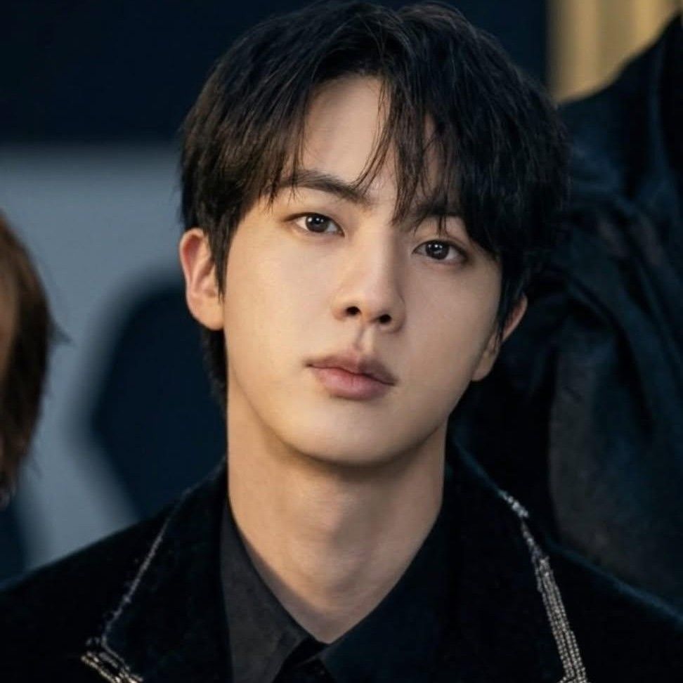 진 (방탄소년단) 최근 활동샷