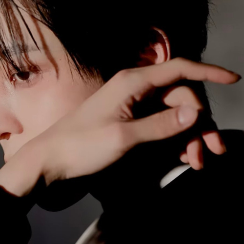 Latest photo of Yunho (ATEEZ)