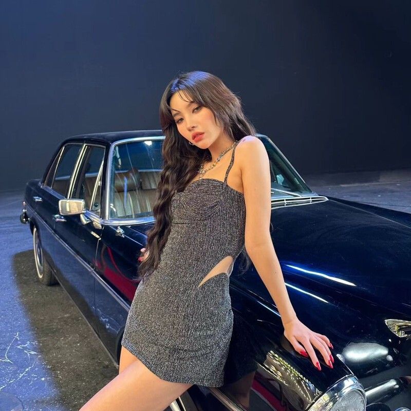 Latest photo of Soyeon (i-dle)