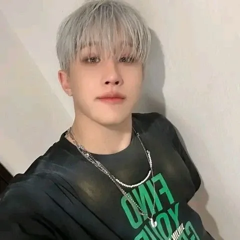 Latest photo of Jinjin (ASTRO)