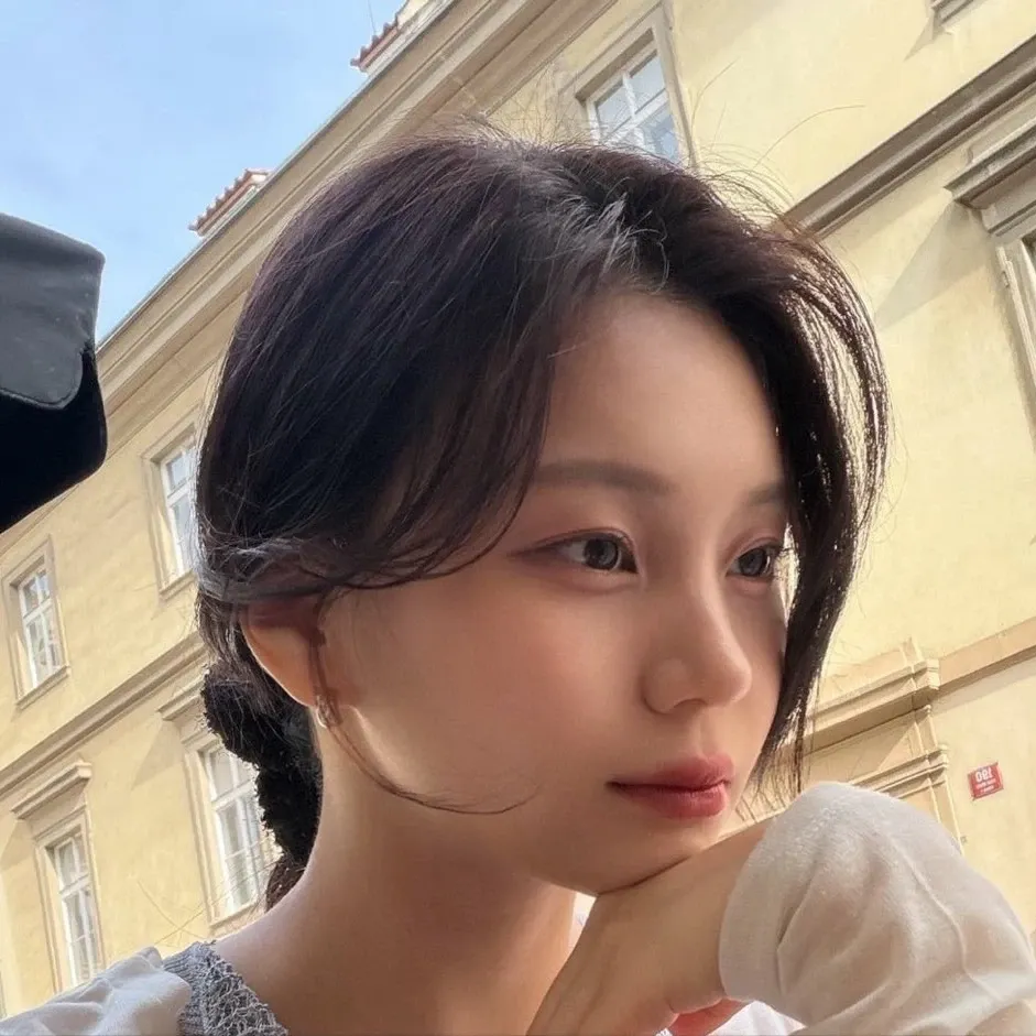 VIVIZ의 비하인드 컷