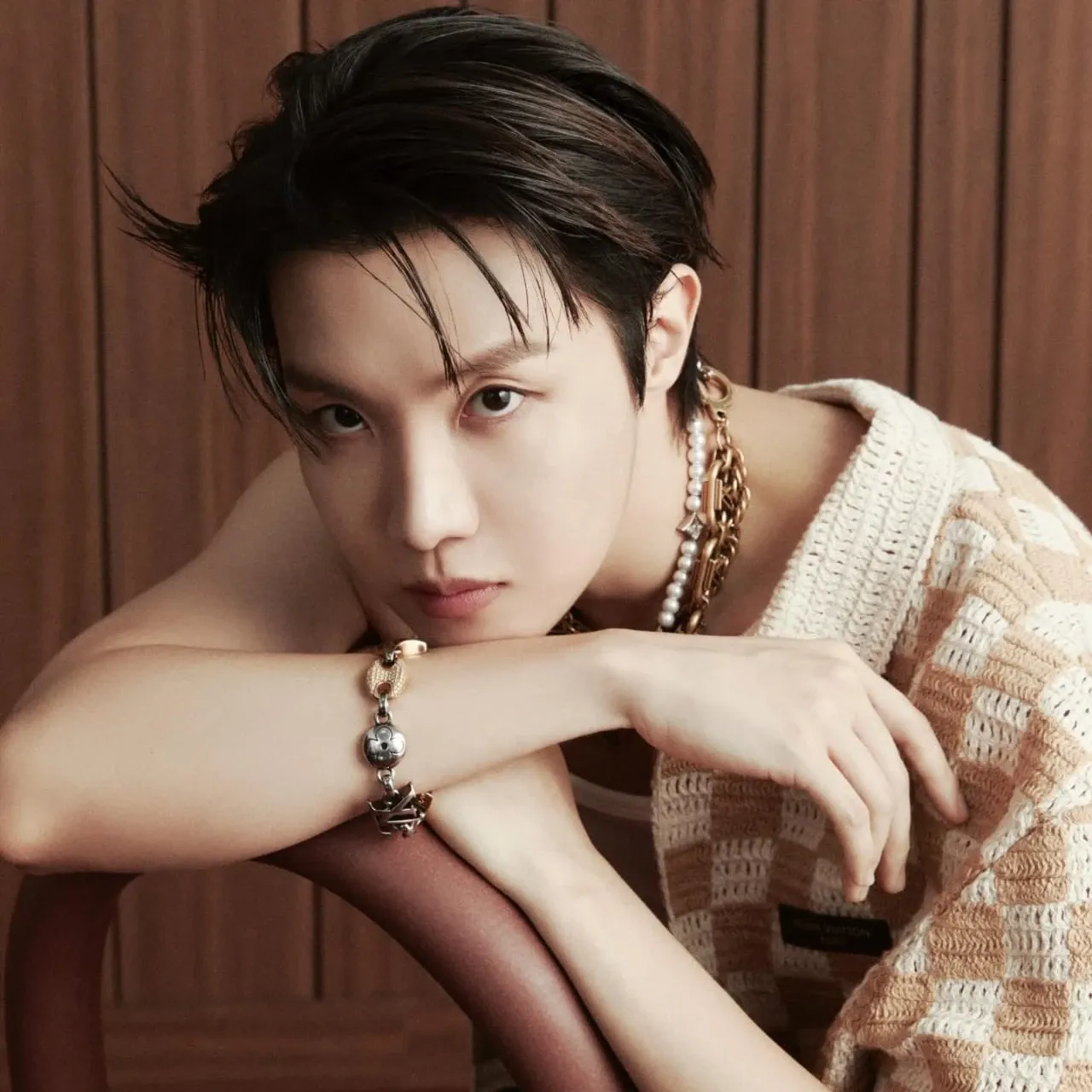 Latest photo of j-hope (BTS)