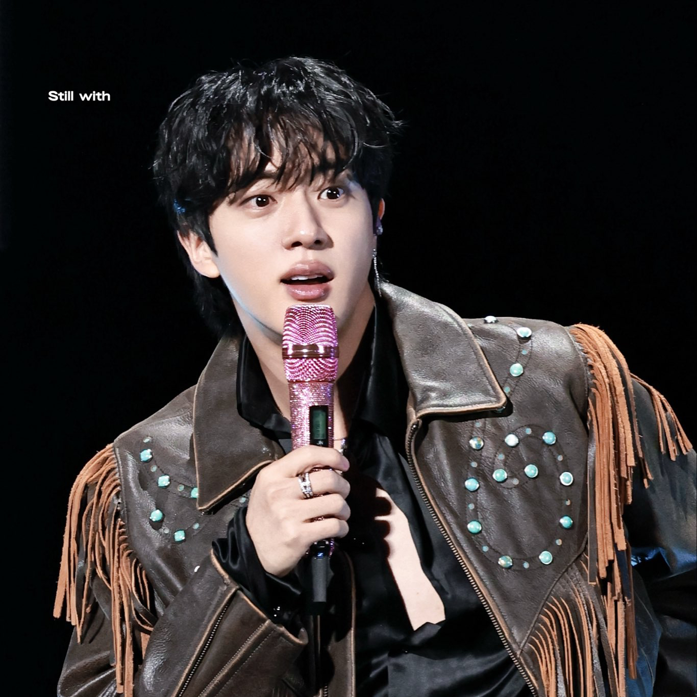 Foto aktivitas terbaru Jin (BTS)