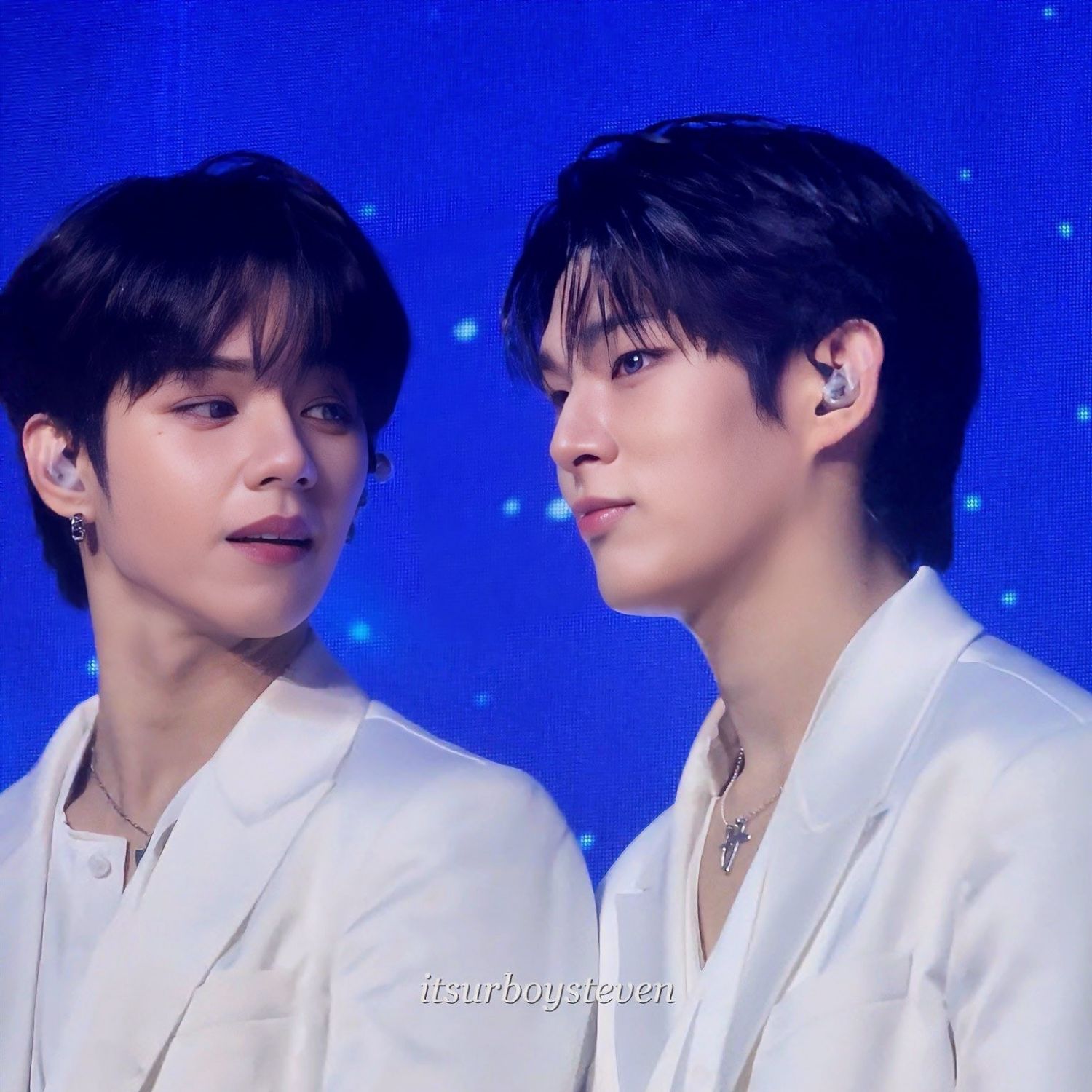 A moment captured by Steven (AHOF)'s fan