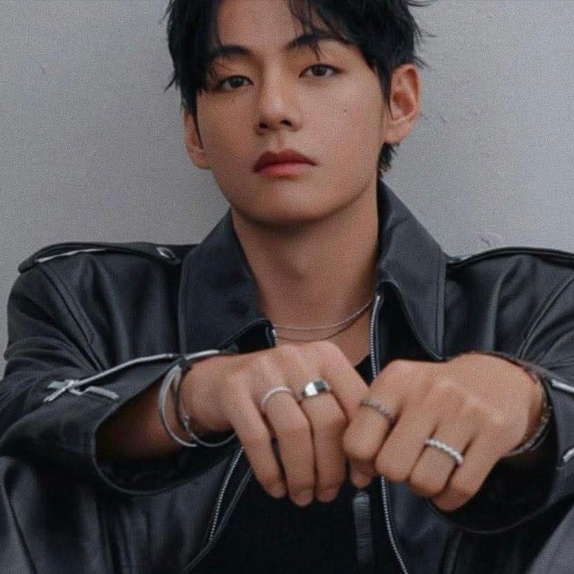 A moment captured by V (BTS)'s fan