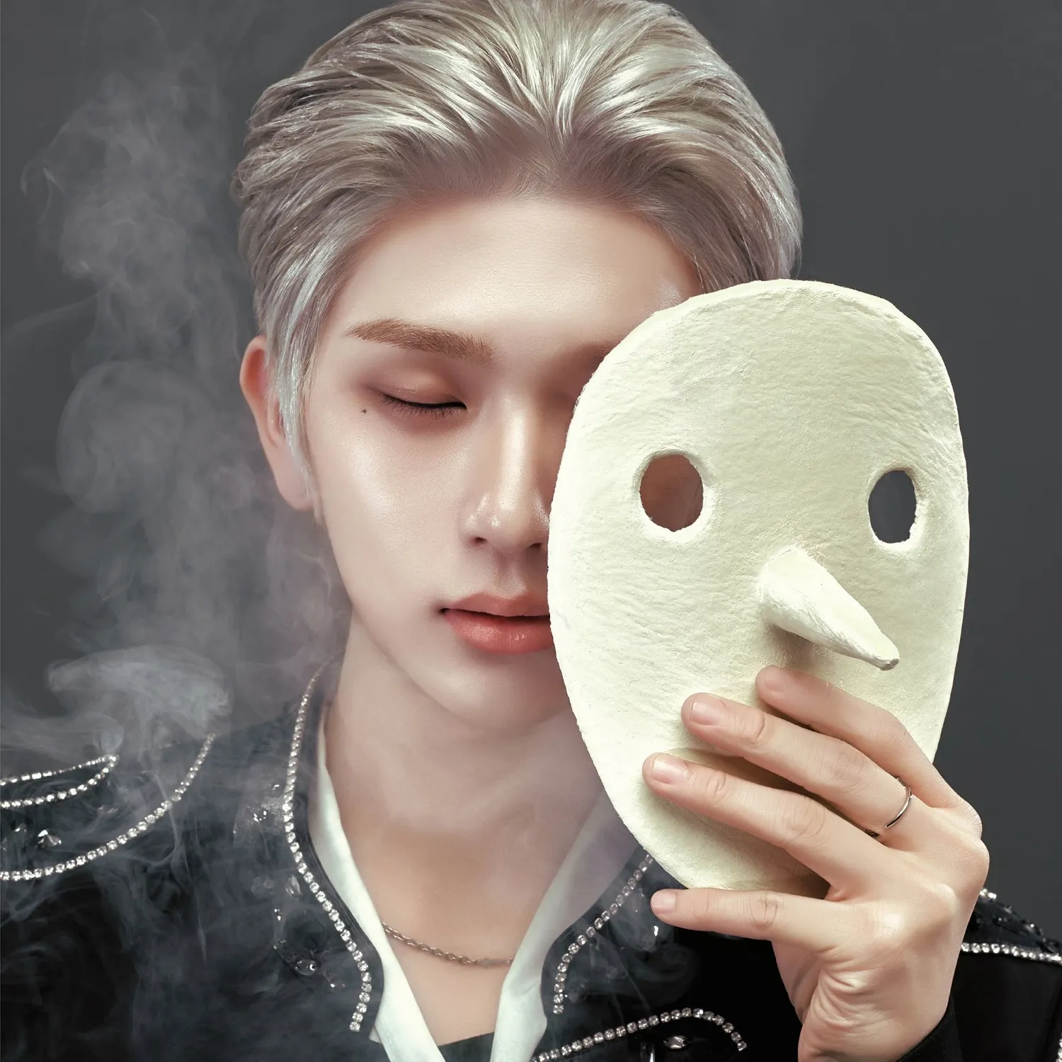 Behind-the-scenes cut of Baekseung (EPEX)