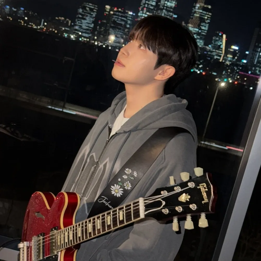 金在奐粉絲拍下的瞬間